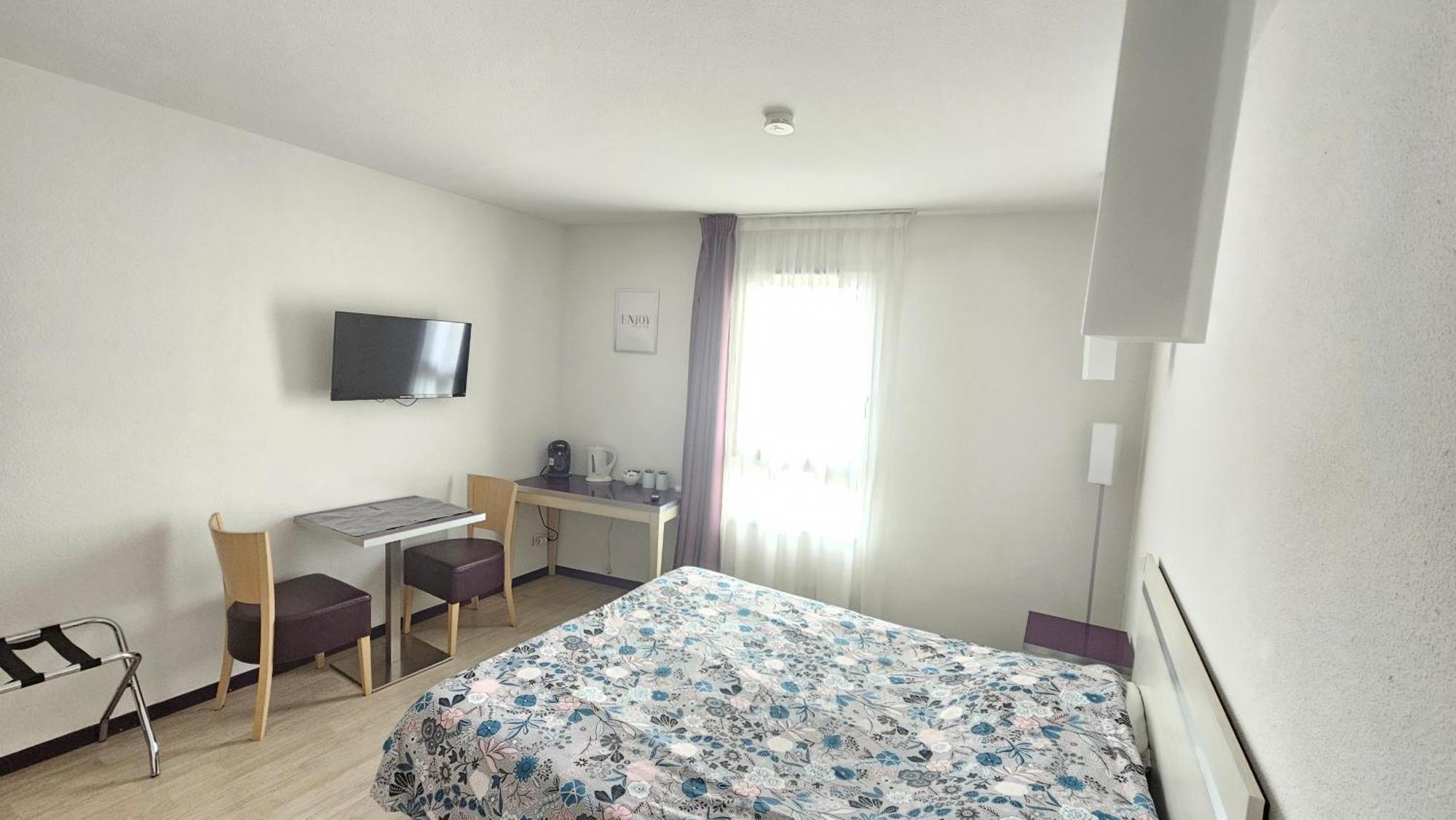 Apartament Studio Moderne Et Equipe Lourdes Centre Zewnętrze zdjęcie